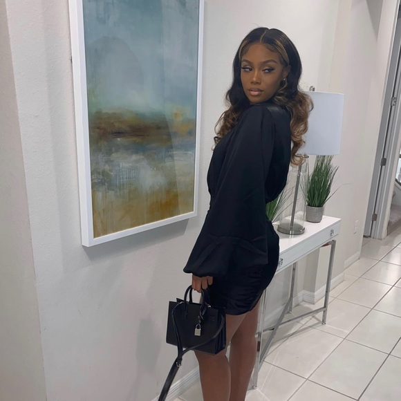 House of cb khristen black satin dress - Picture 2 of 2